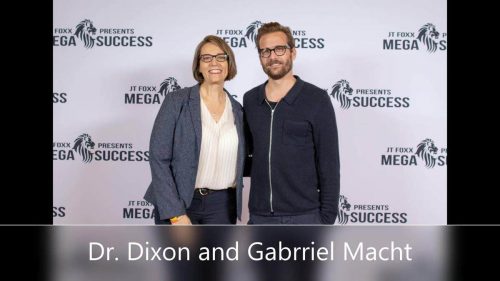Dr-Dixon-and-Gabriel_Macht_Moment_res